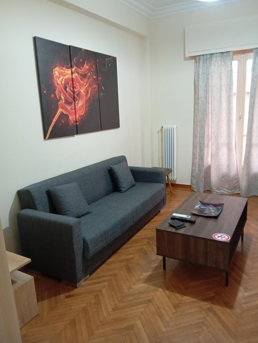 Filoxenia.Kom Athens Luaran gambar